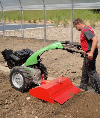 Rapid Universo with rotavator